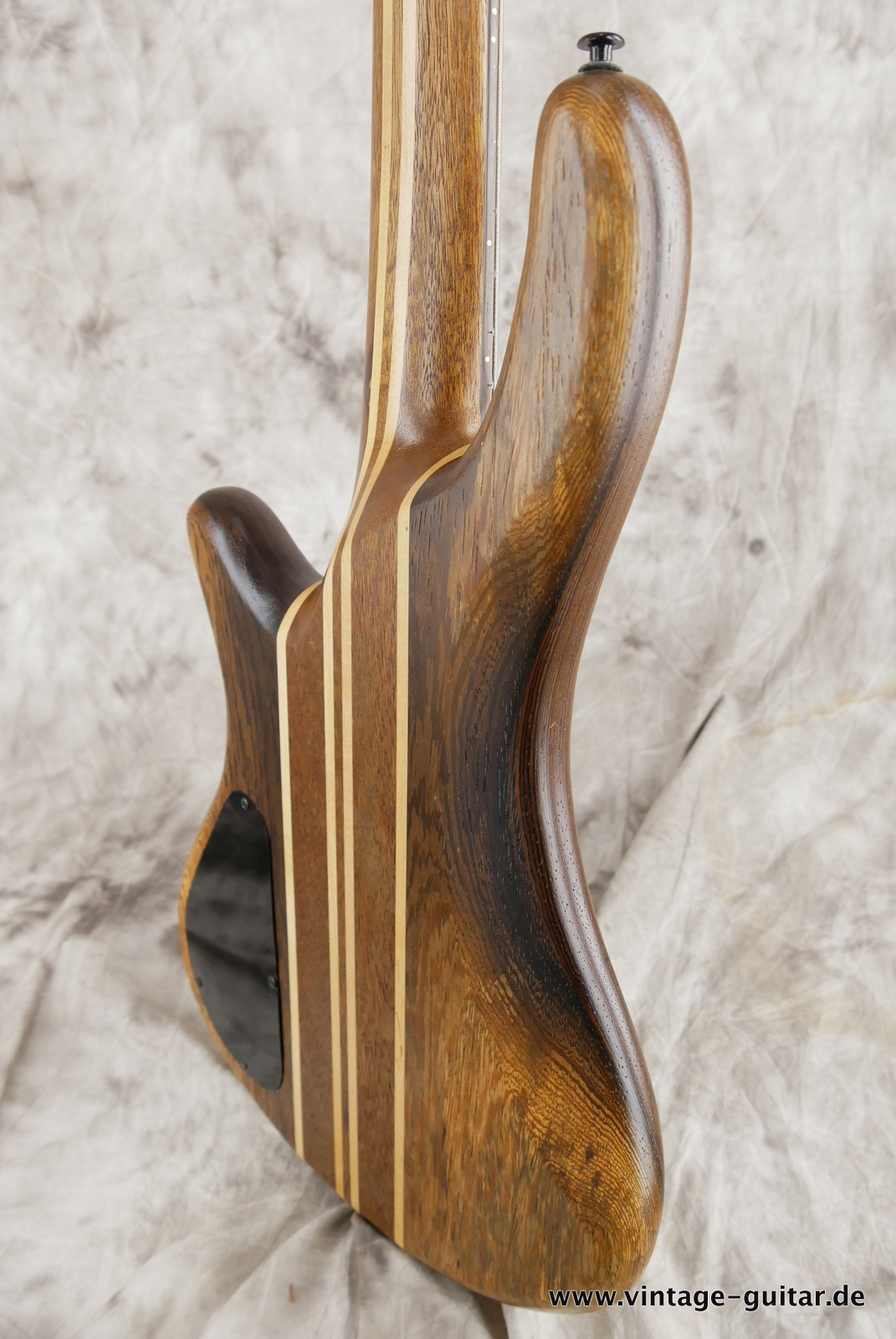 img/vintage/5504/Kopak_5_string_Bass_China_2010-008.JPG