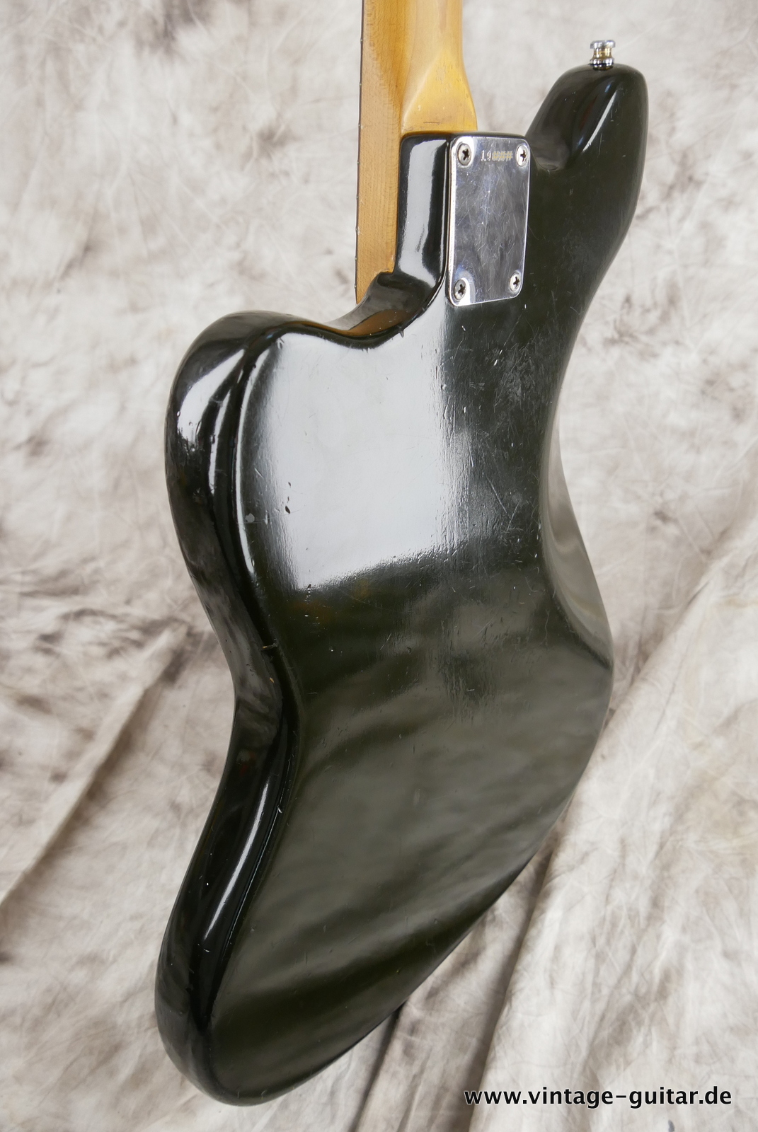 img/vintage/5505/Fender_Jazzmaster_black_mods_USA_1965-007.JPG