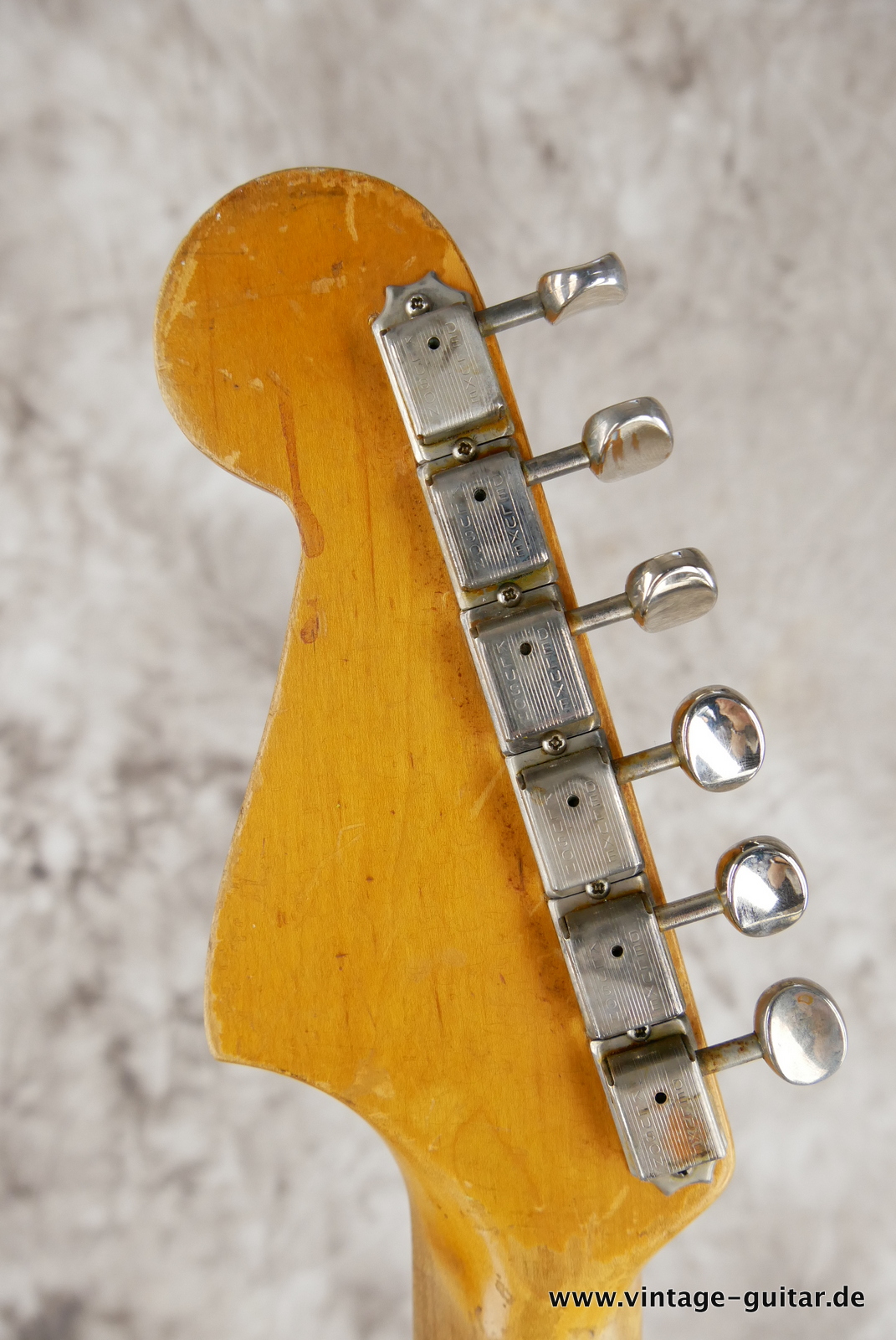 img/vintage/5505/Fender_Jazzmaster_black_mods_USA_1965-010.JPG