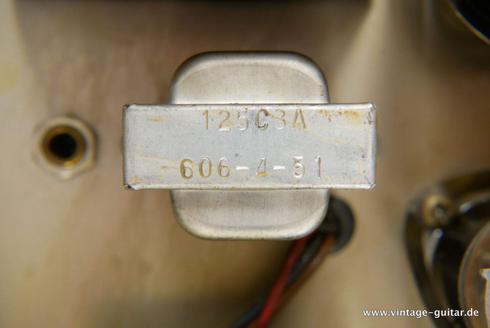 img/vintage/5507/Fender_Vibrolux_Reverb_blackface_black_1965-018.JPG