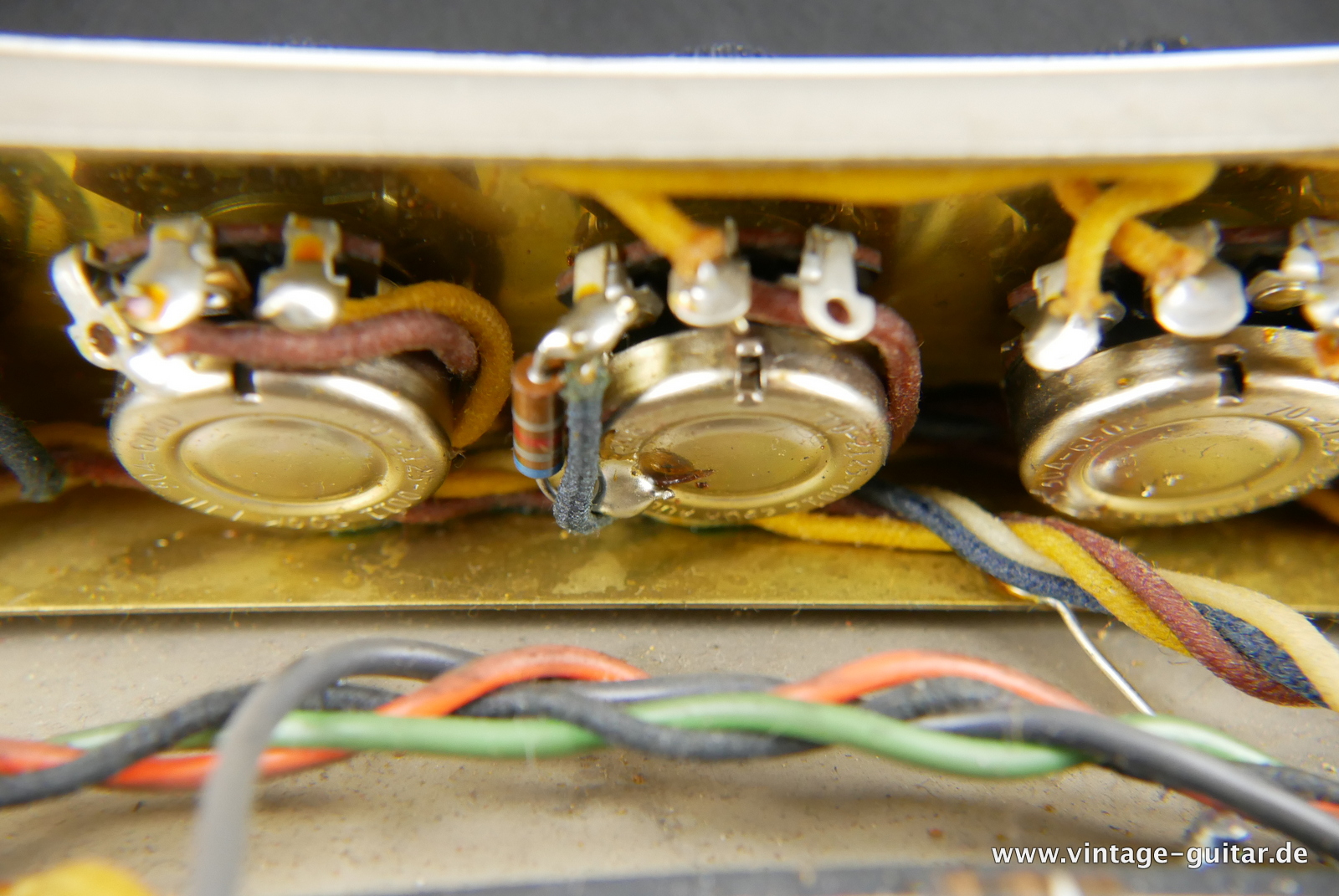 img/vintage/5507/Fender_Vibrolux_Reverb_blackface_black_1965-026.JPG