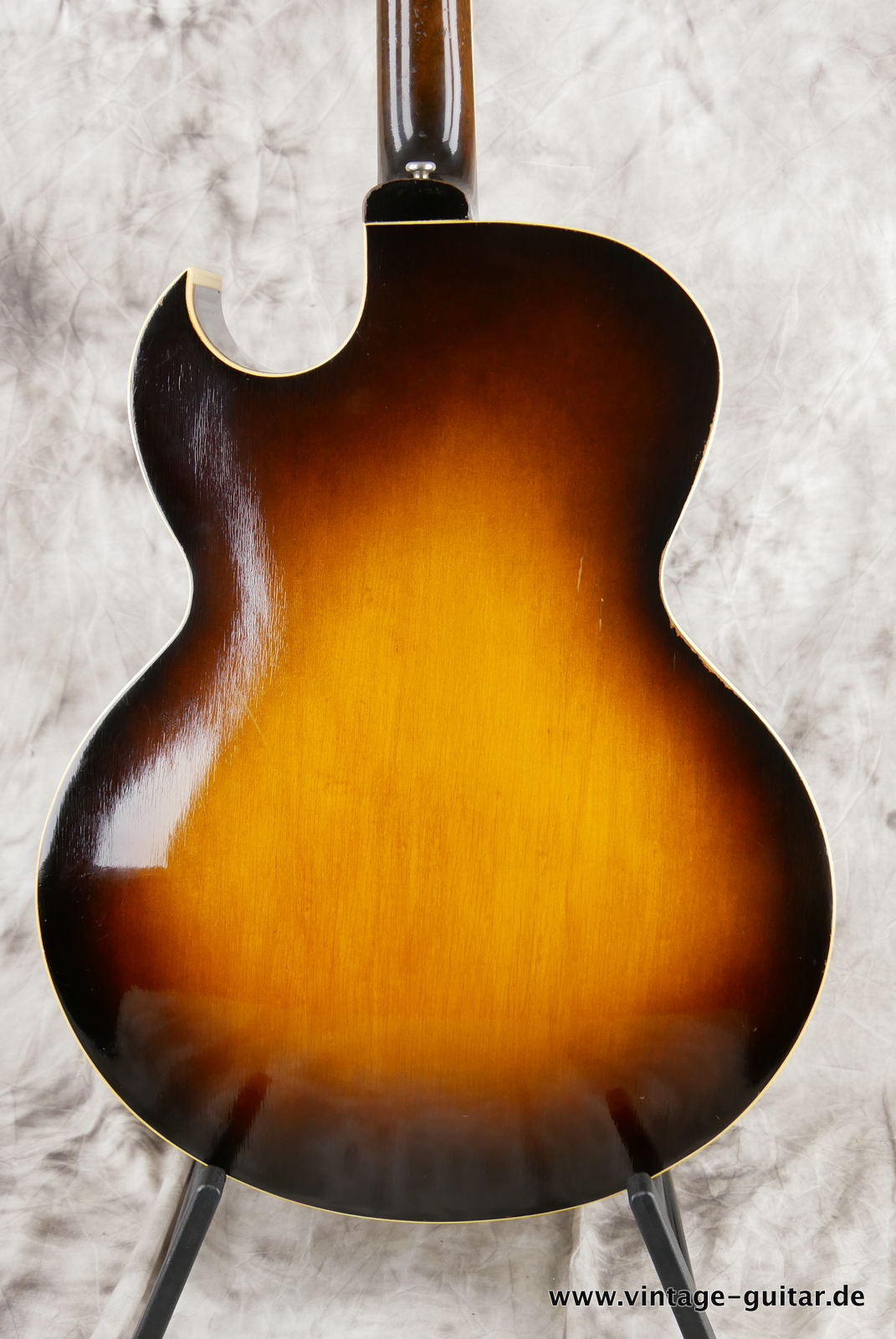 img/vintage/5520/Gibson_ES-175_P_90_sunburst_1950-004.JPG