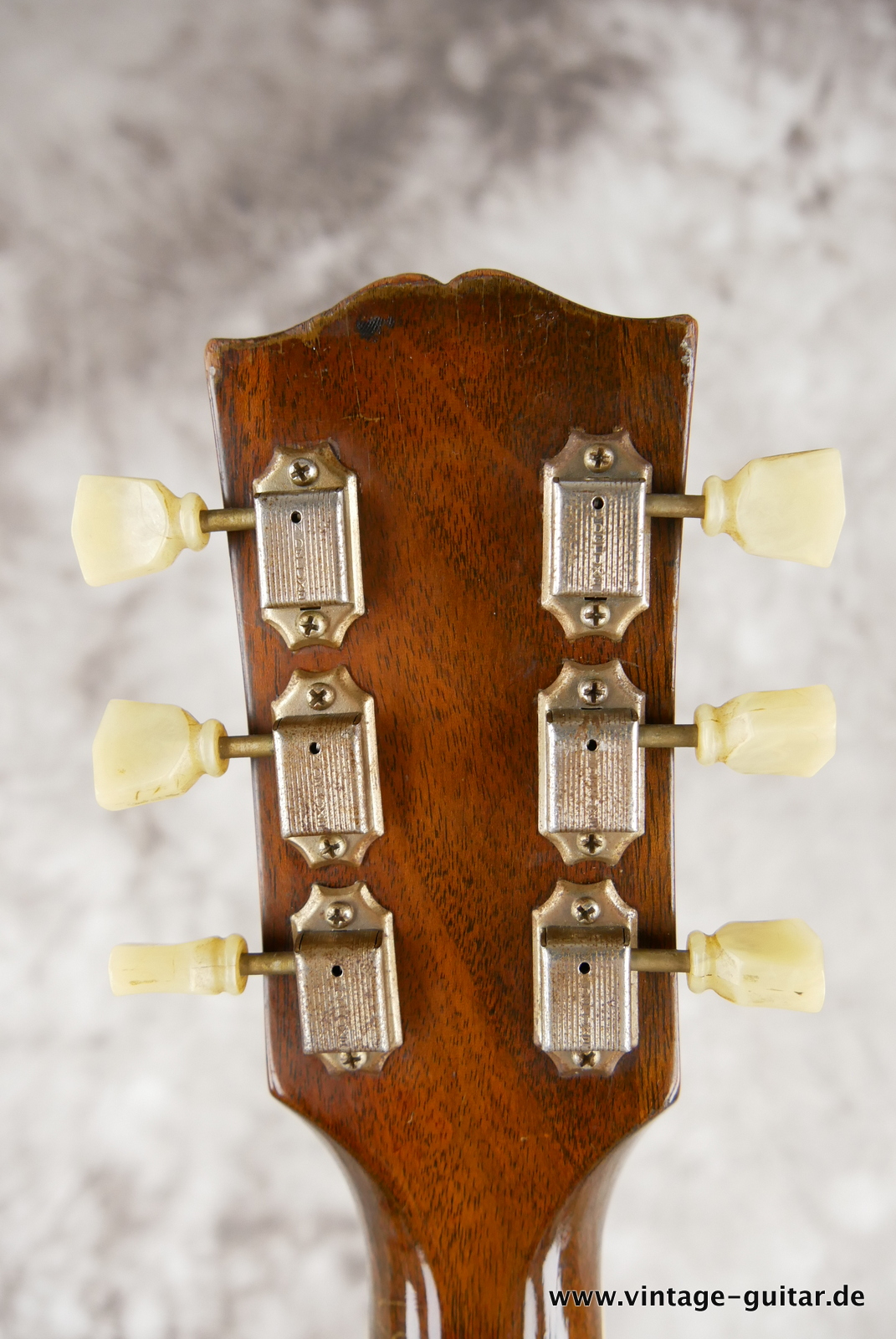 img/vintage/5520/Gibson_ES-175_P_90_sunburst_1950-010.JPG