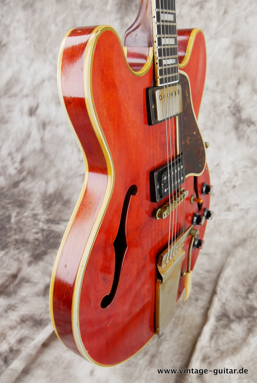 Gibson_ES_355_mono_cherry_1968-005.JPG