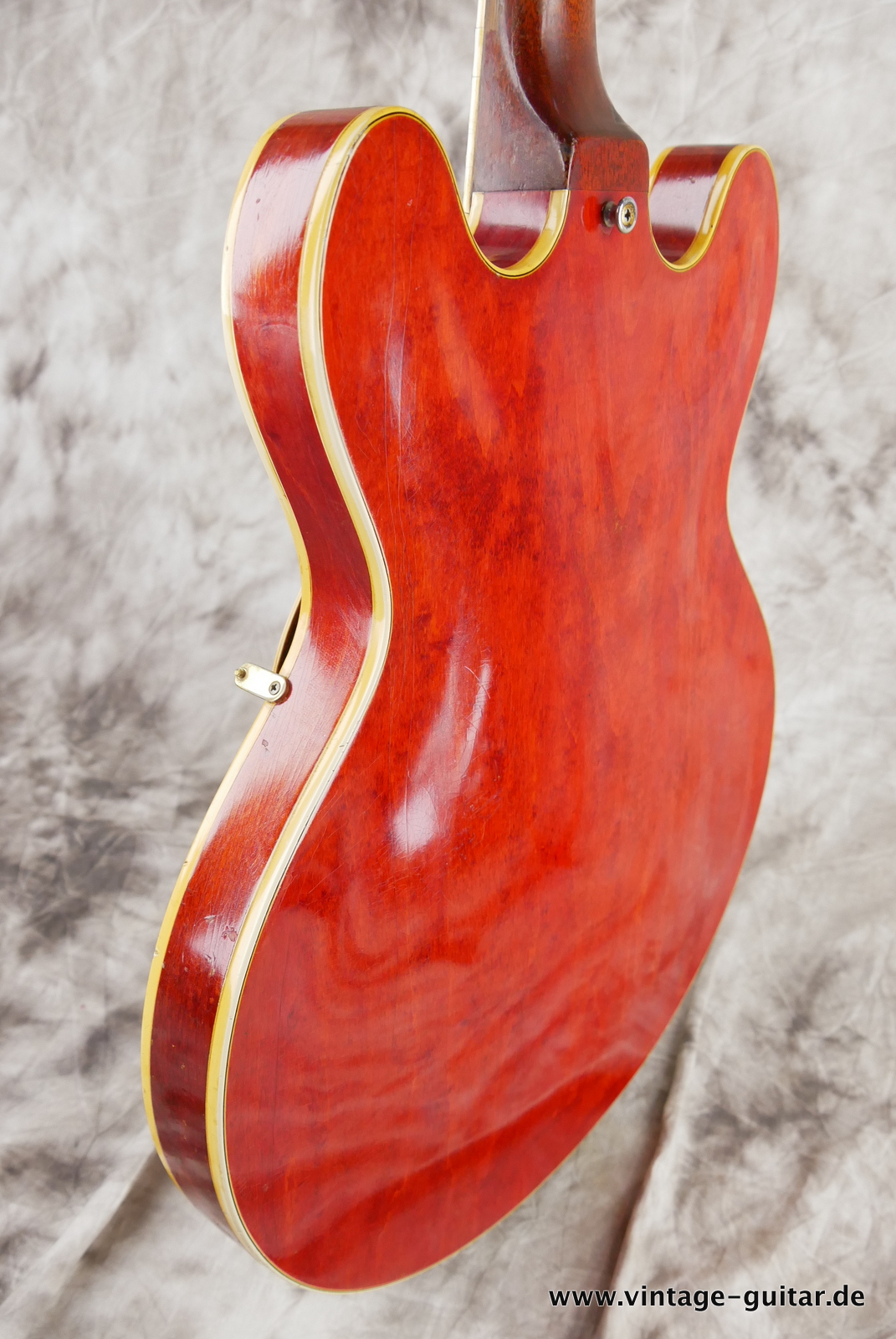 Gibson_ES_355_mono_cherry_1968-007.JPG