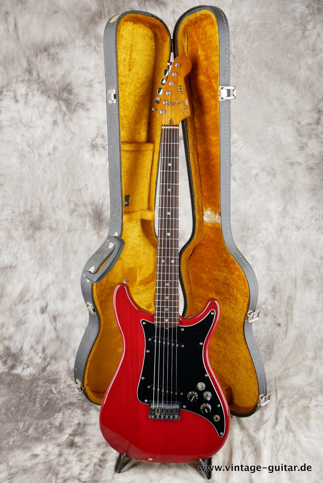 Fender_Lead_II_wine_red_USA_1980-023.JPG