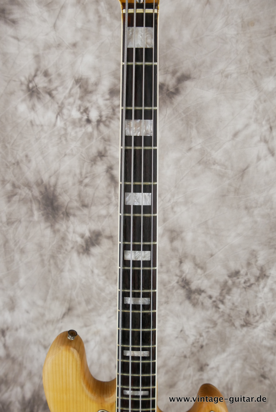 Fender-Jazz-Bass-1978-natural-finish-removed-005.JPG