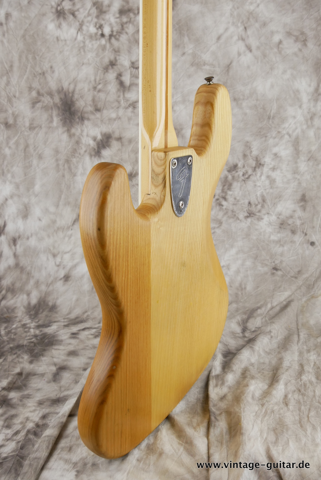 Fender-Jazz-Bass-1978-natural-finish-removed-013.JPG