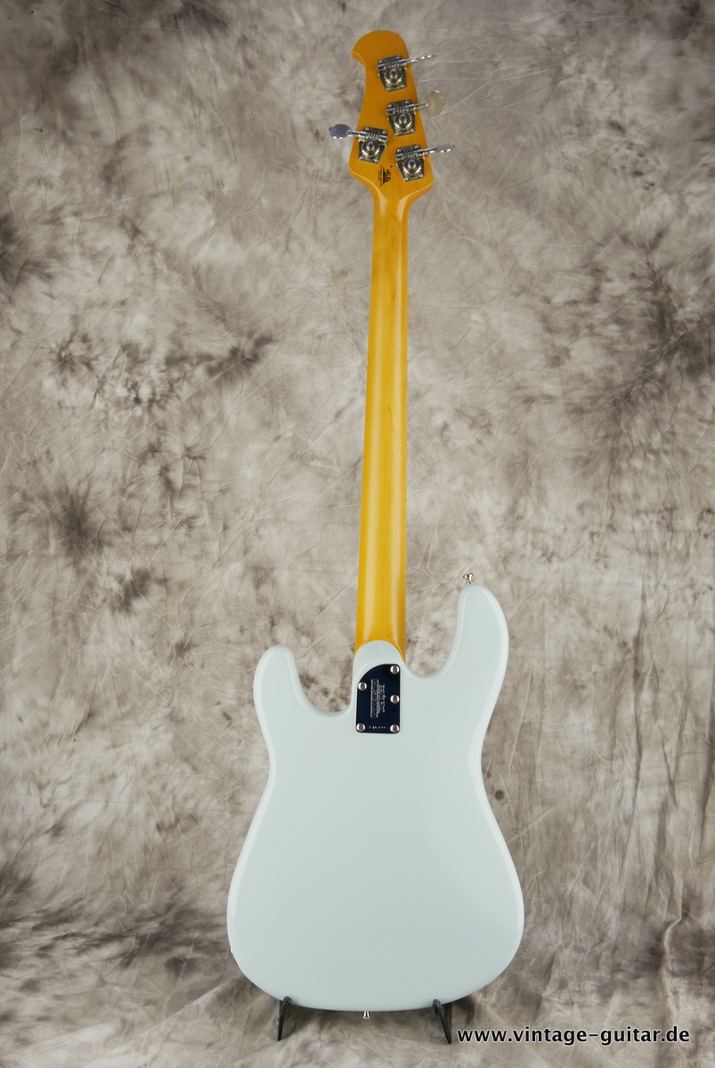 img/vintage/5531/Music_Man_cutlass_Bass_daphne_blue_2017-002.JPG
