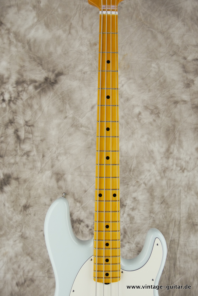 img/vintage/5531/Music_Man_cutlass_Bass_daphne_blue_2017-011.JPG