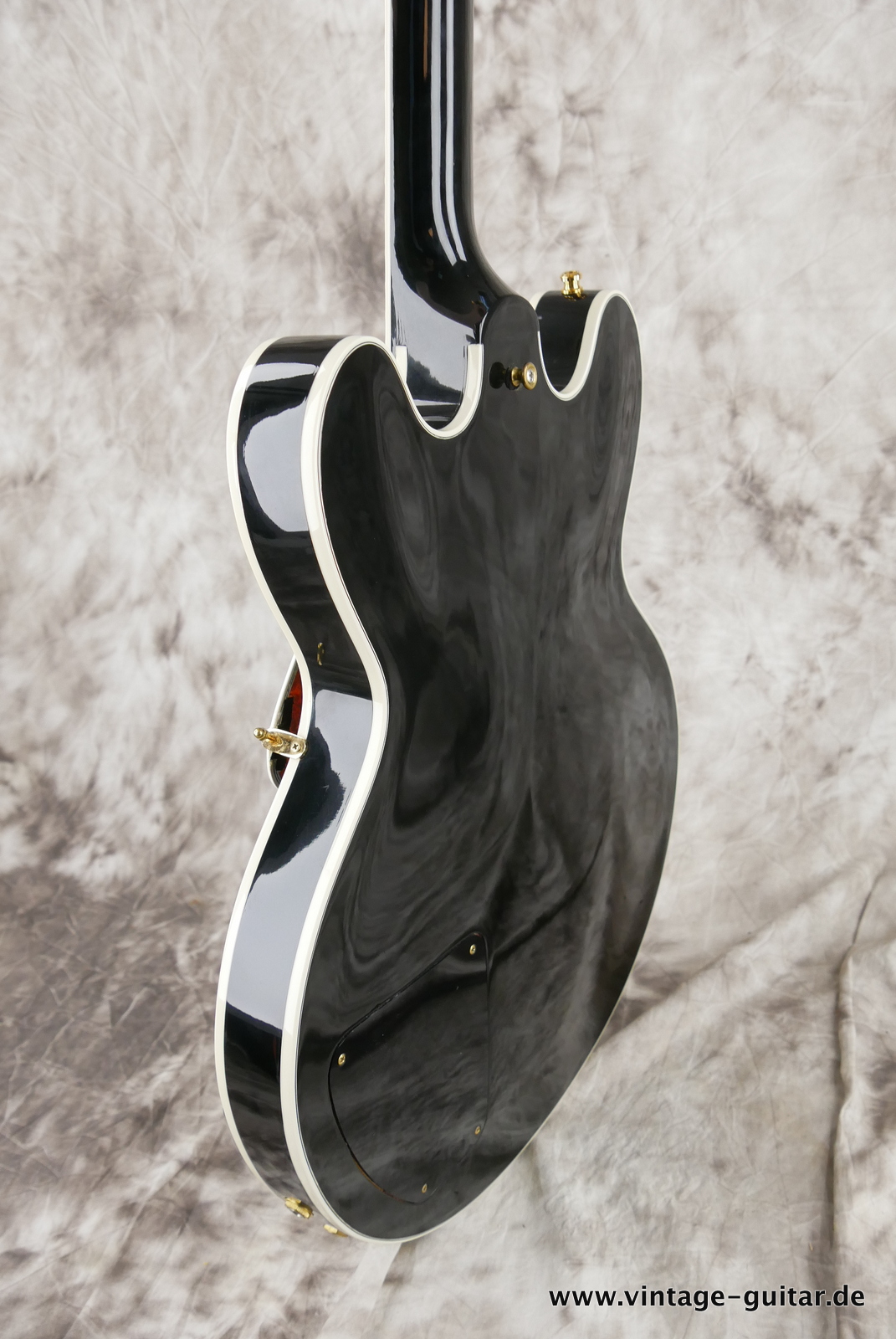 img/vintage/5532/Gibson-bb-king-lucille-stereo-1995-black-011.JPG