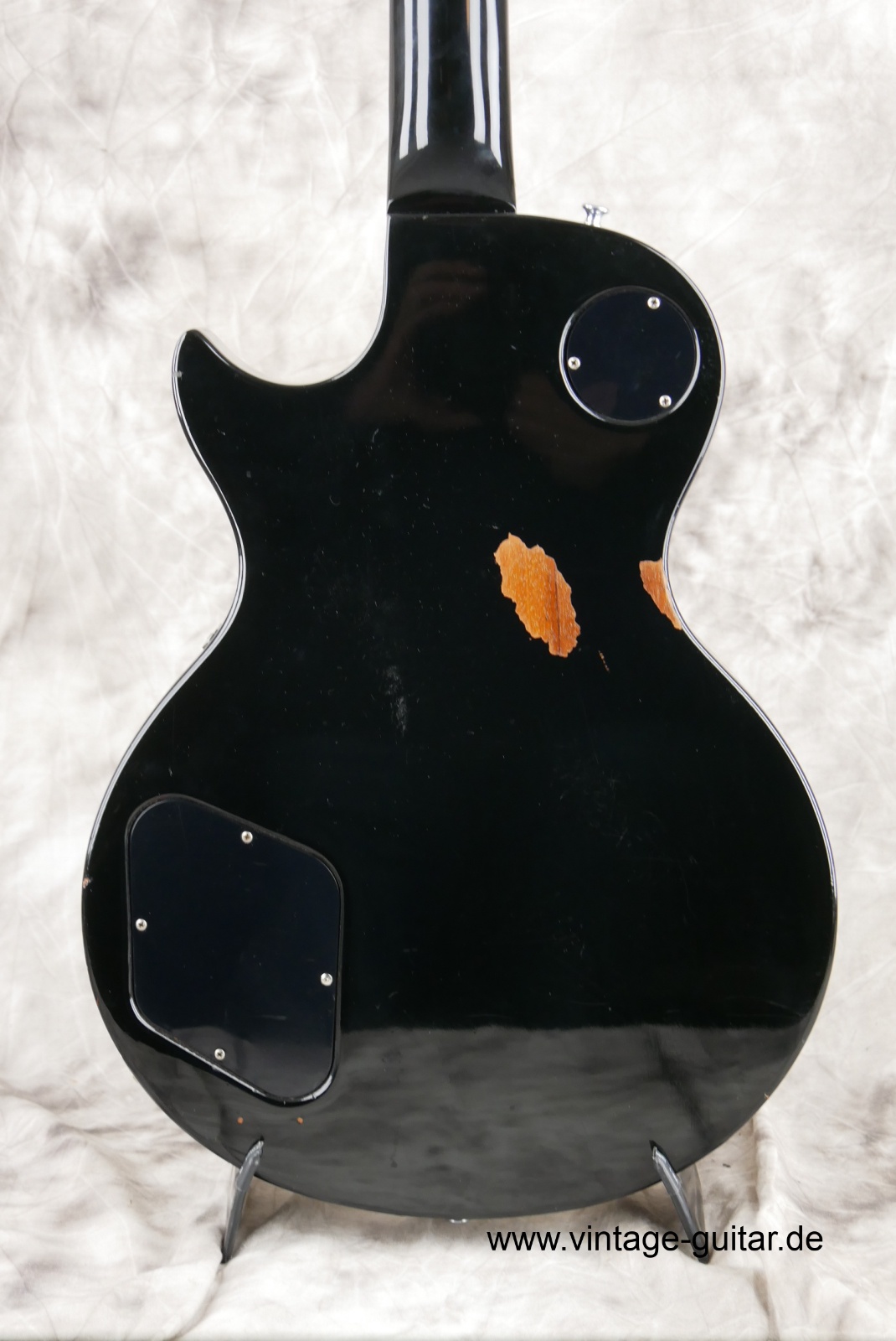 img/vintage/5538/Gibson_Les_Paul_Pro_Deluxe_black_1979-008.JPG