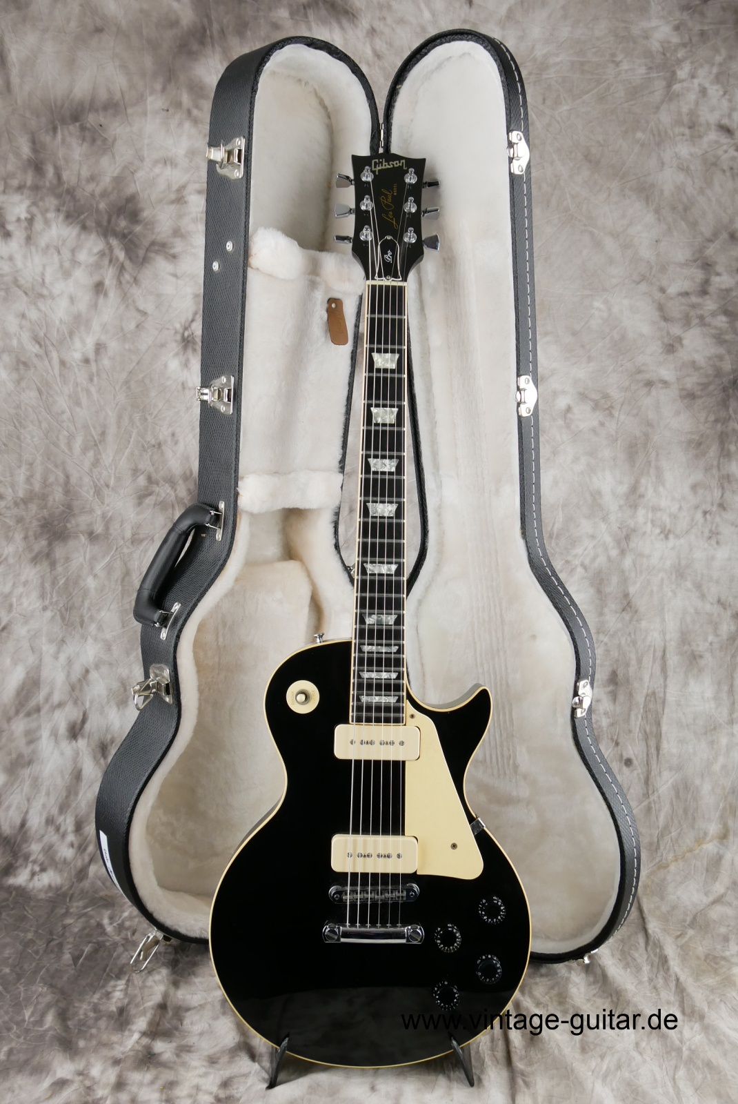 img/vintage/5538/Gibson_Les_Paul_Pro_Deluxe_black_1979-014.JPG