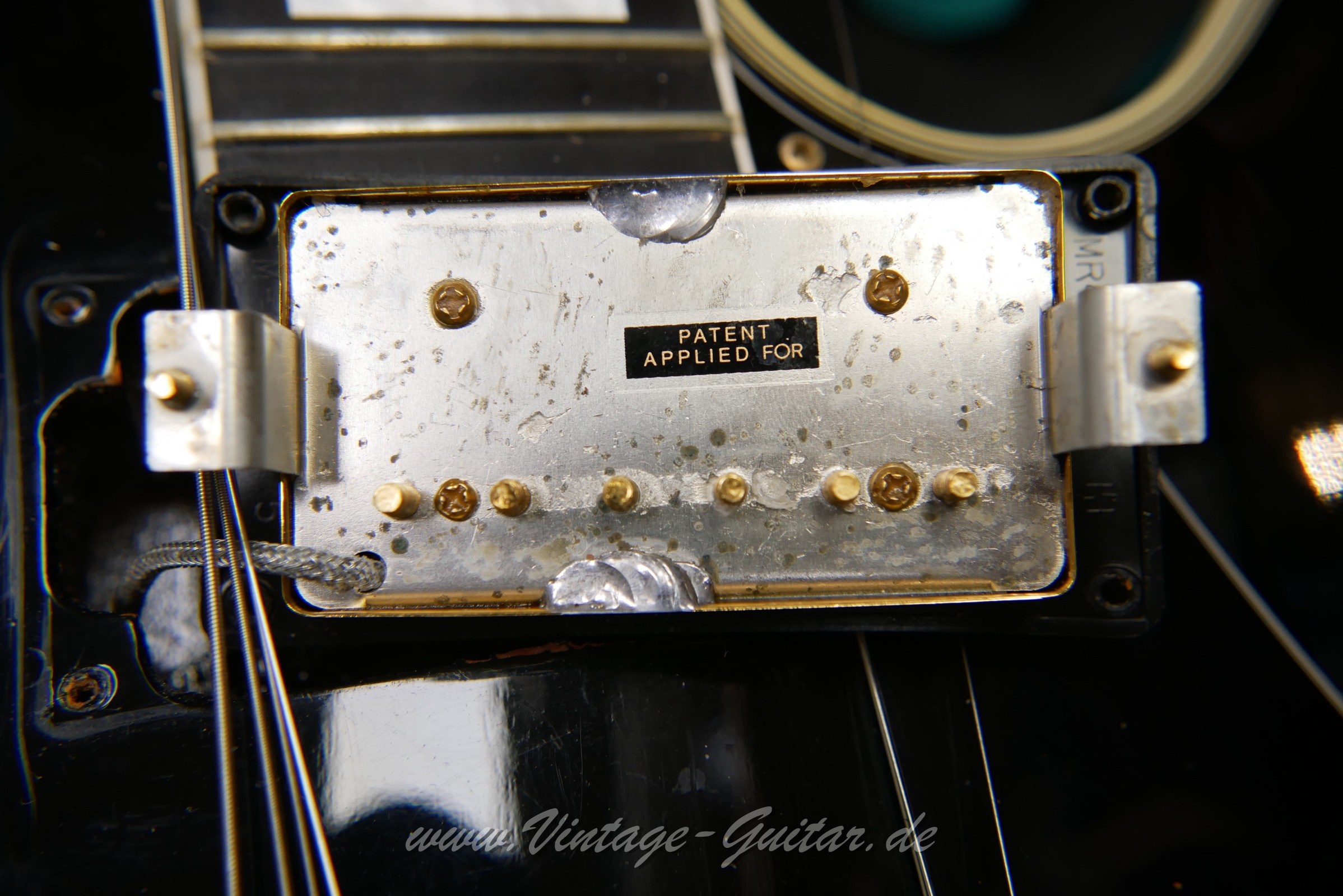 Gibson-Les-Paul-Custom-57-RI-Pre-Historic-015.jpg