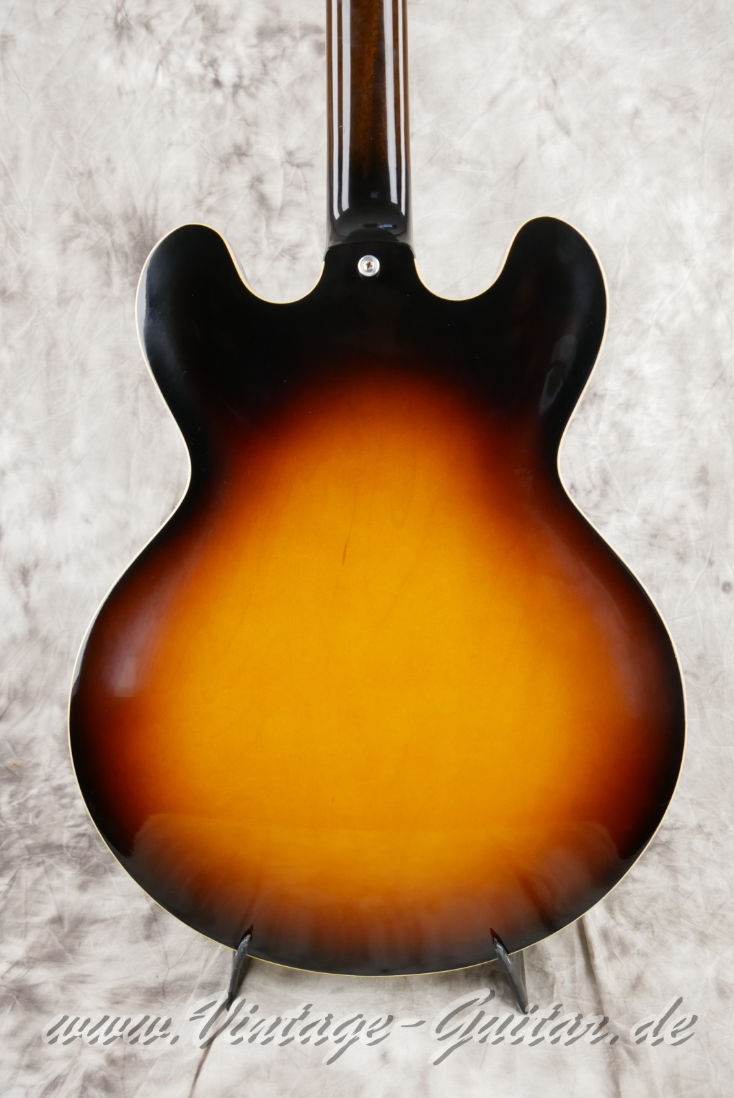 img/vintage/5540/Gibson-ES335-61-RI-Custom-Shop-Historic-Reissue-2017-historic-burst-008.jpg