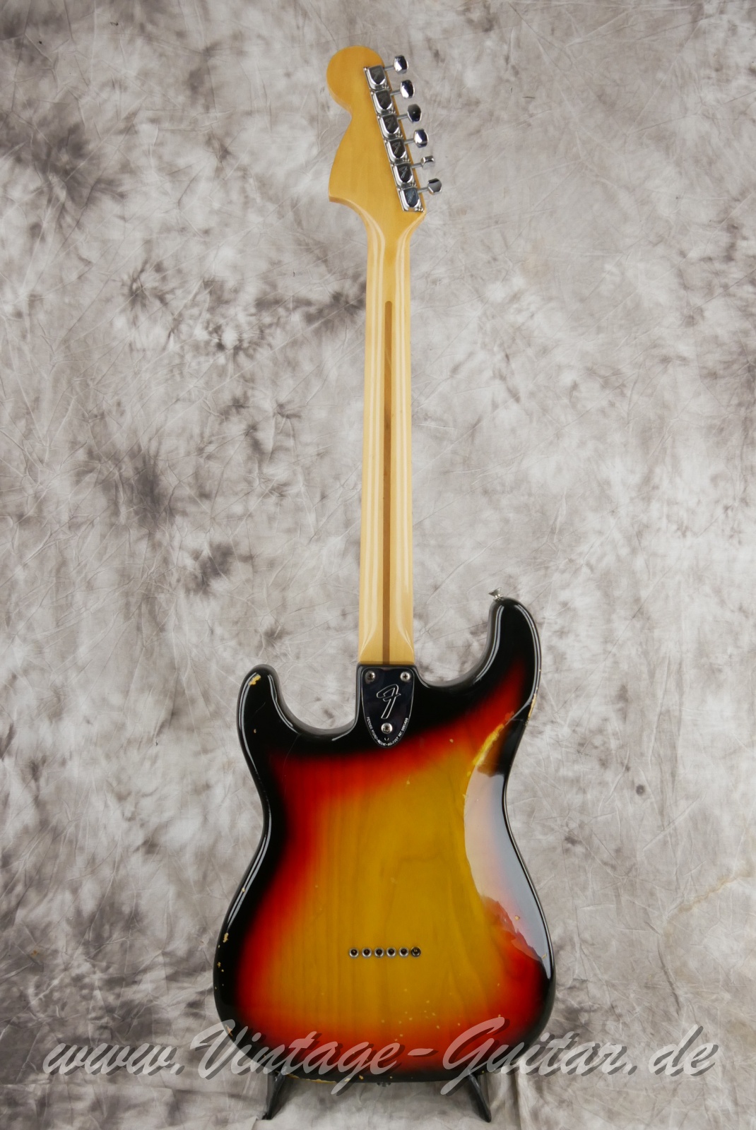 img/vintage/5542/Fender_Stratocaster_hardtail_USA_sunburst_1978-002.JPG