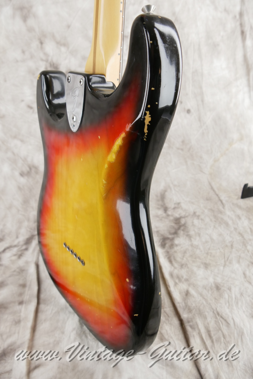 Fender_Stratocaster_hardtail_USA_sunburst_1978-012.JPG
