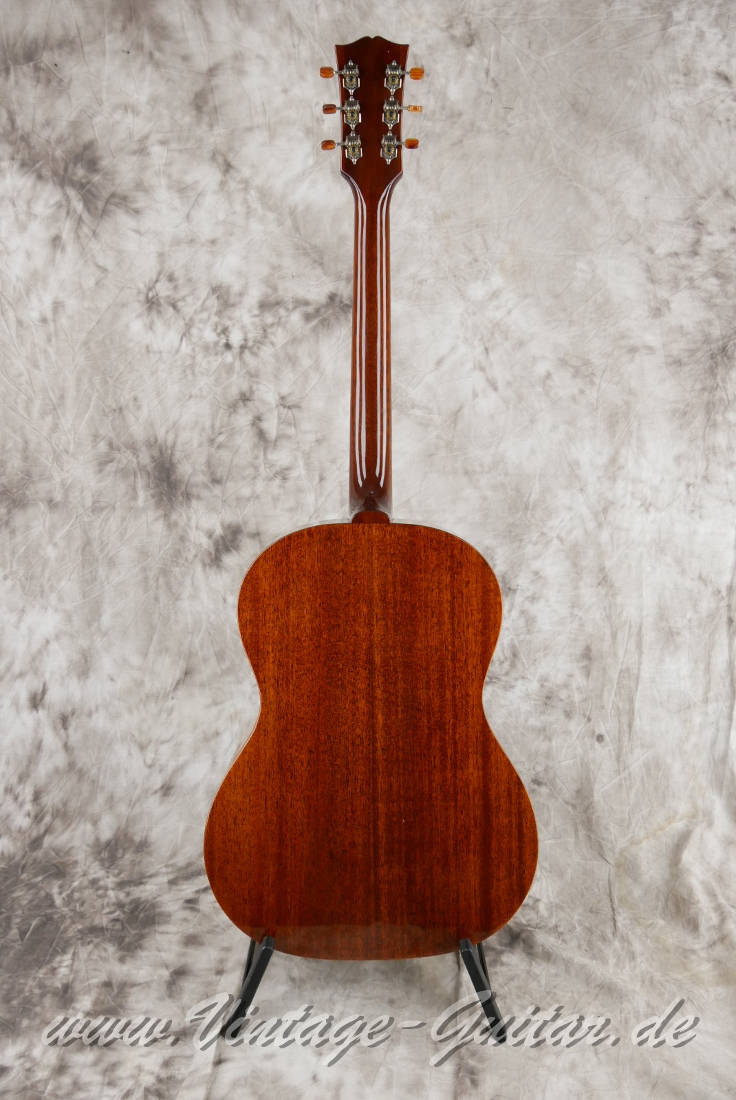 Gibson-LG0-1960s-natural-002.jpg