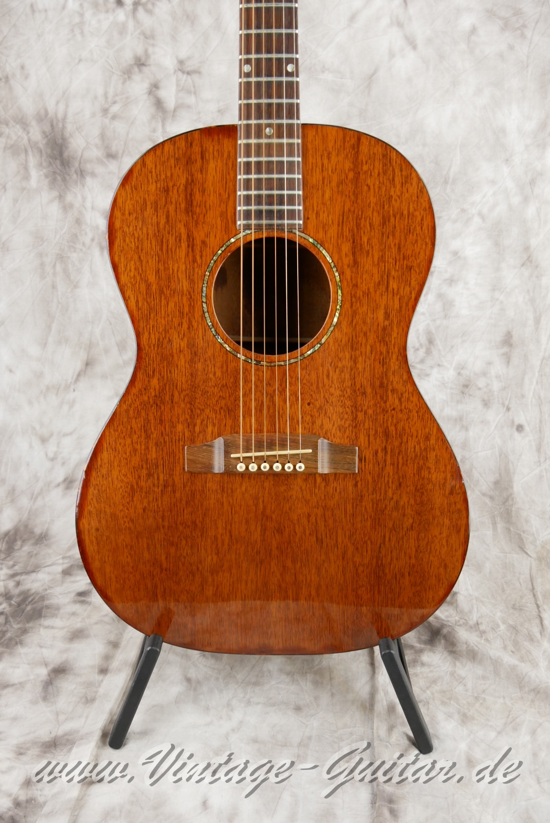 Gibson-LG0-1960s-natural-007.jpg