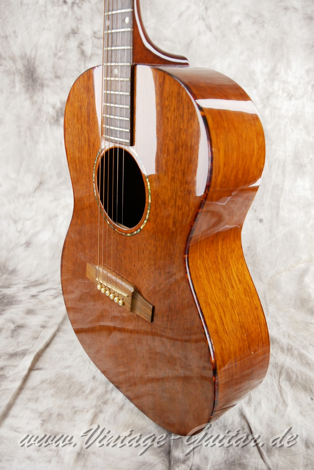 Gibson-LG0-1960s-natural-010.jpg