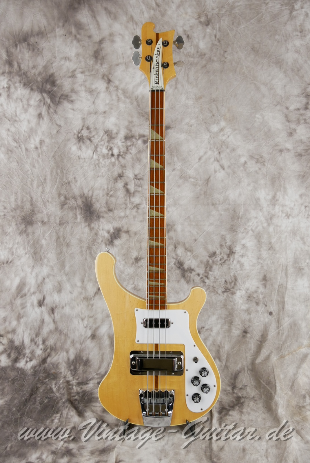 Rickenbacker-4001-Stereo-Bass-1976-mapleglo-001.jpg