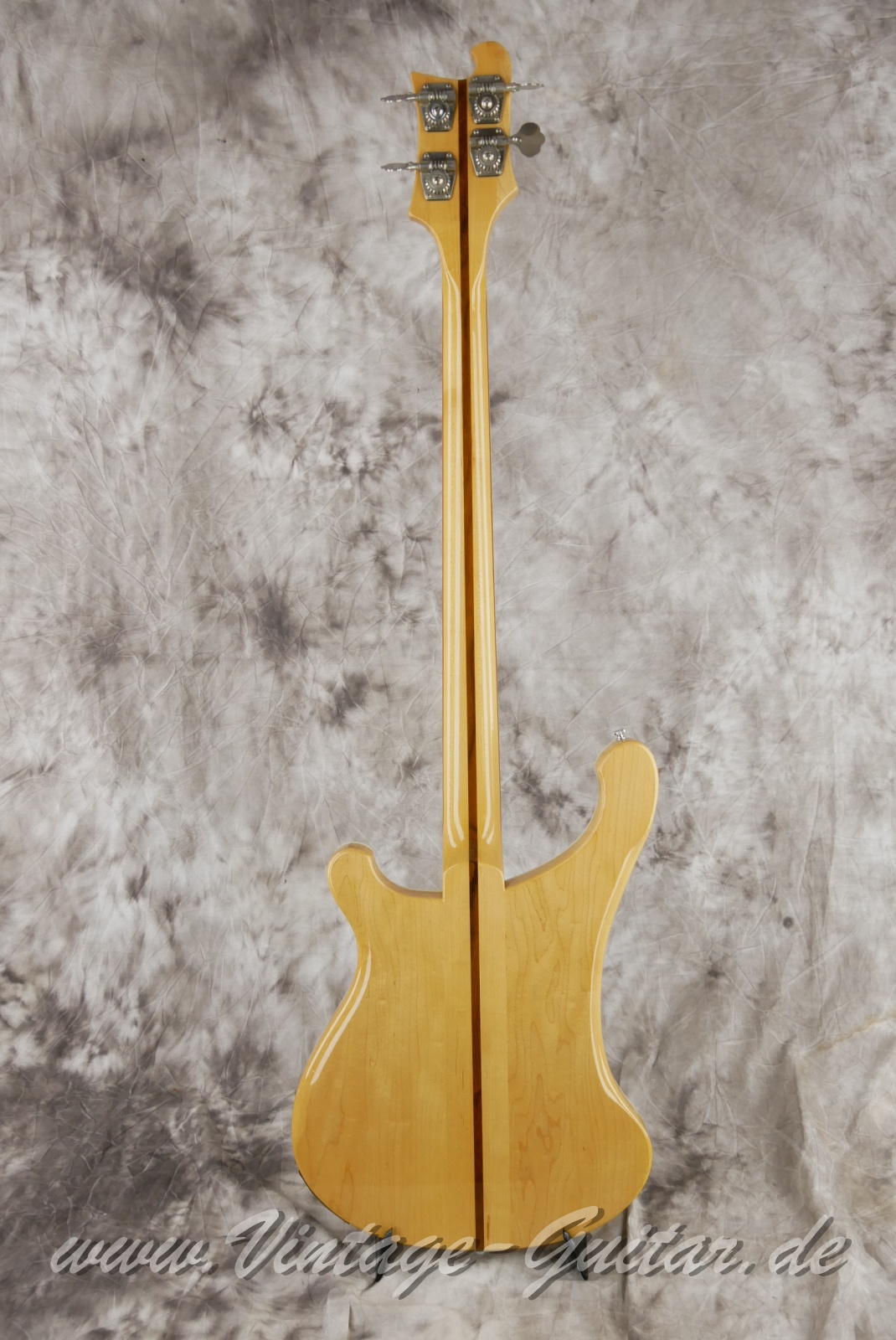 Rickenbacker-4001-Stereo-Bass-1976-mapleglo-002.jpg