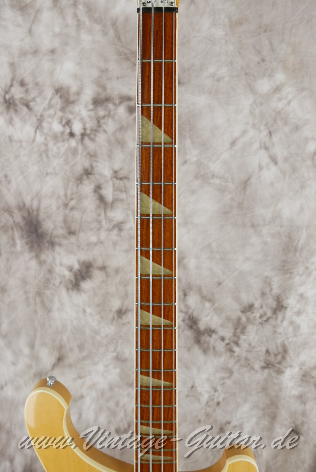 Rickenbacker-4001-Stereo-Bass-1976-mapleglo-005.jpg