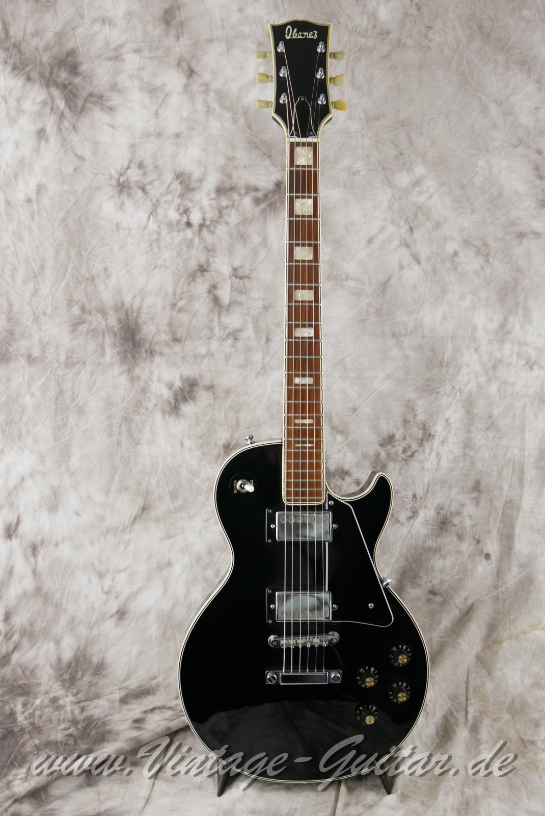 Ibanez_2350_black_Japan_1975-001.JPG