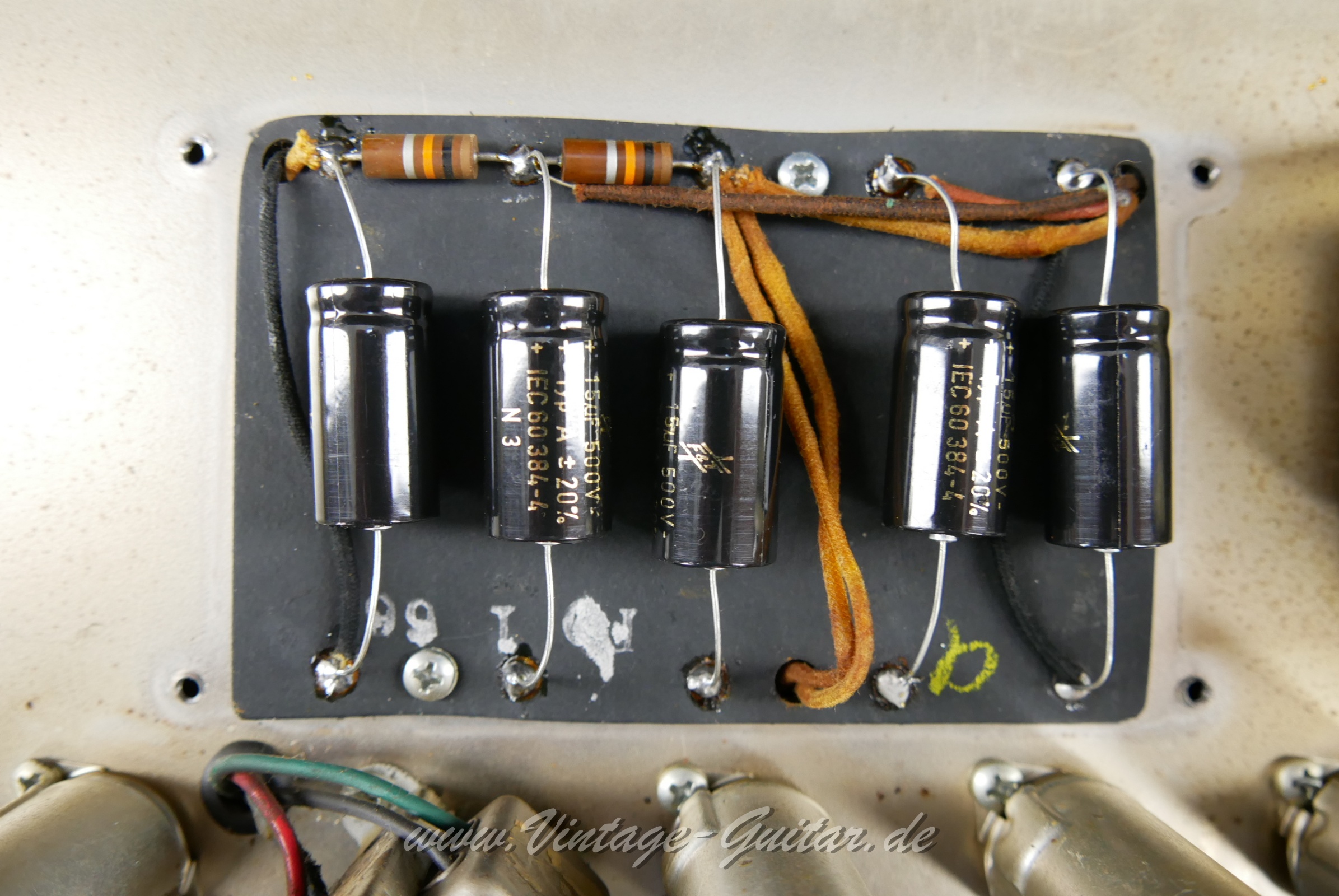 FENDER Vibrolux Reverb