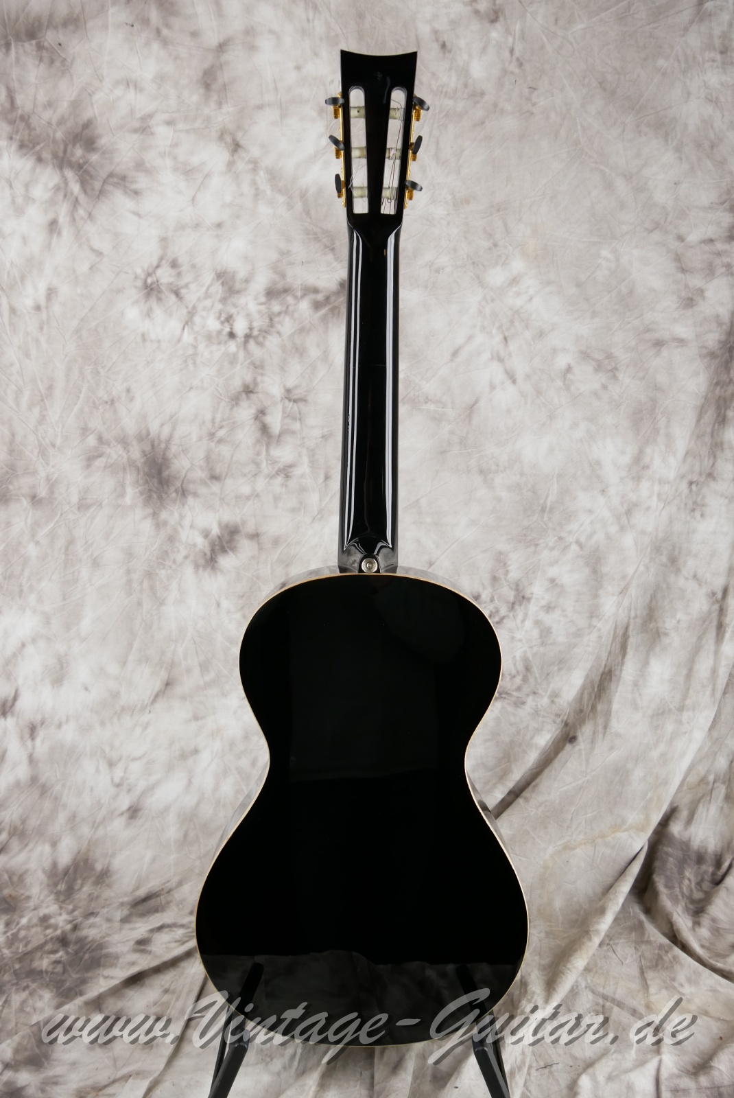 Aria_19C_200_BK_Palor_size_1_black_2011-002.JPG