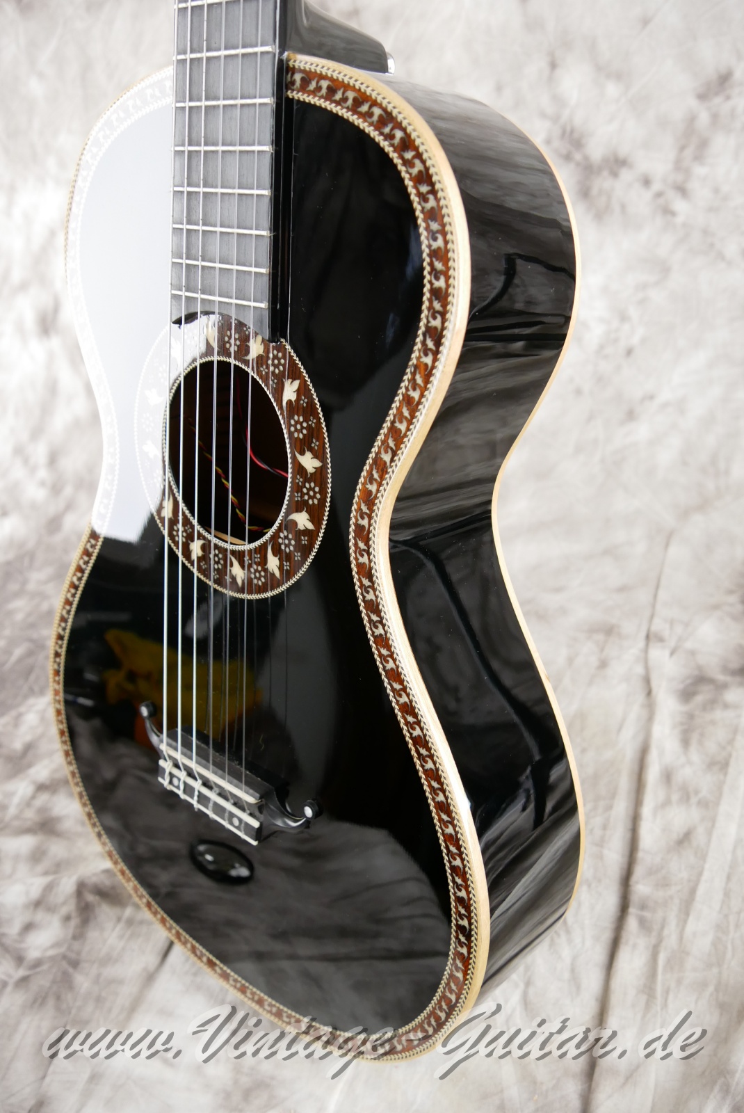 Aria_19C_200_BK_Palor_size_1_black_2011-010.JPG