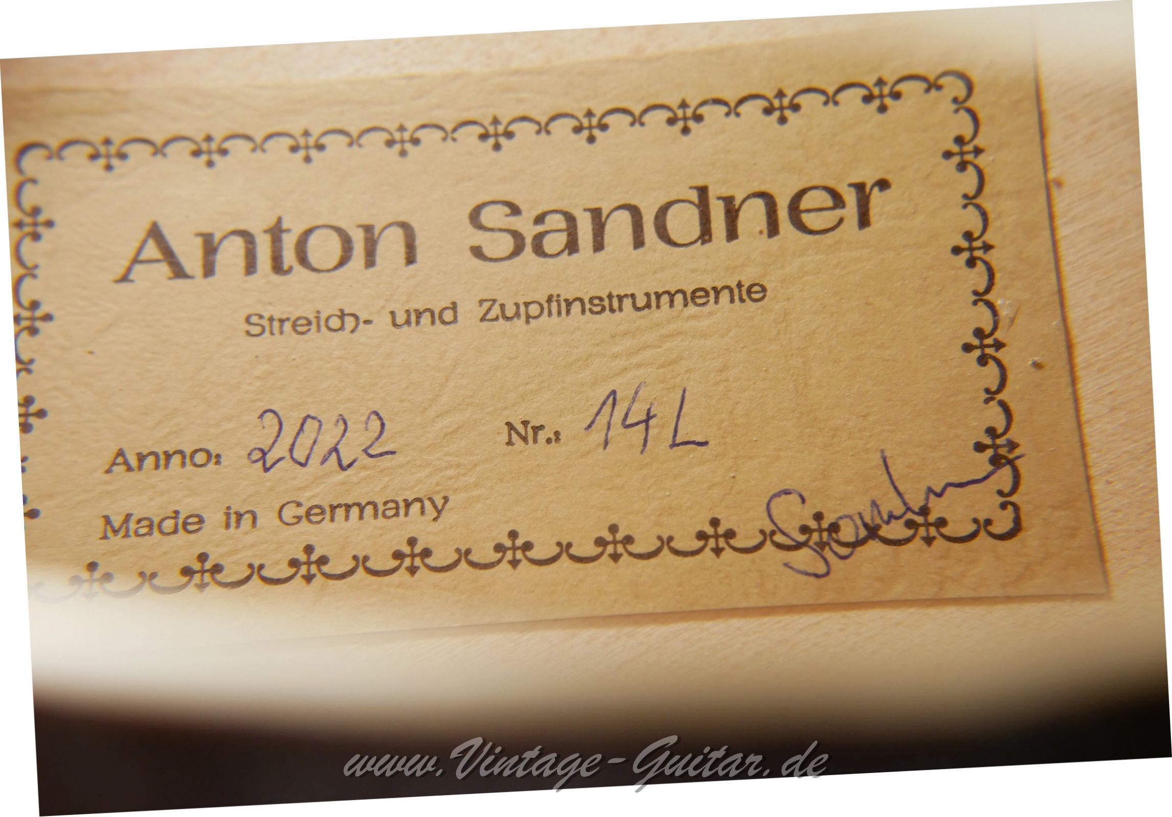 img/vintage/5565/Anton_Sandner_16_inch_Archtop_sunburst_Germany_2022-011.JPG