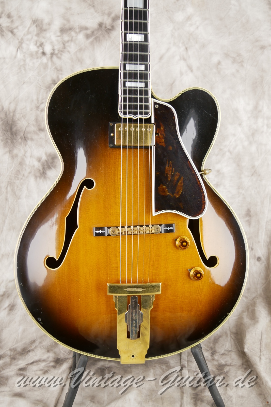 img/vintage/5566/Gibson-L5-Wes-Montgomery-1993-Master-Model-James-Hutchins-002.JPG
