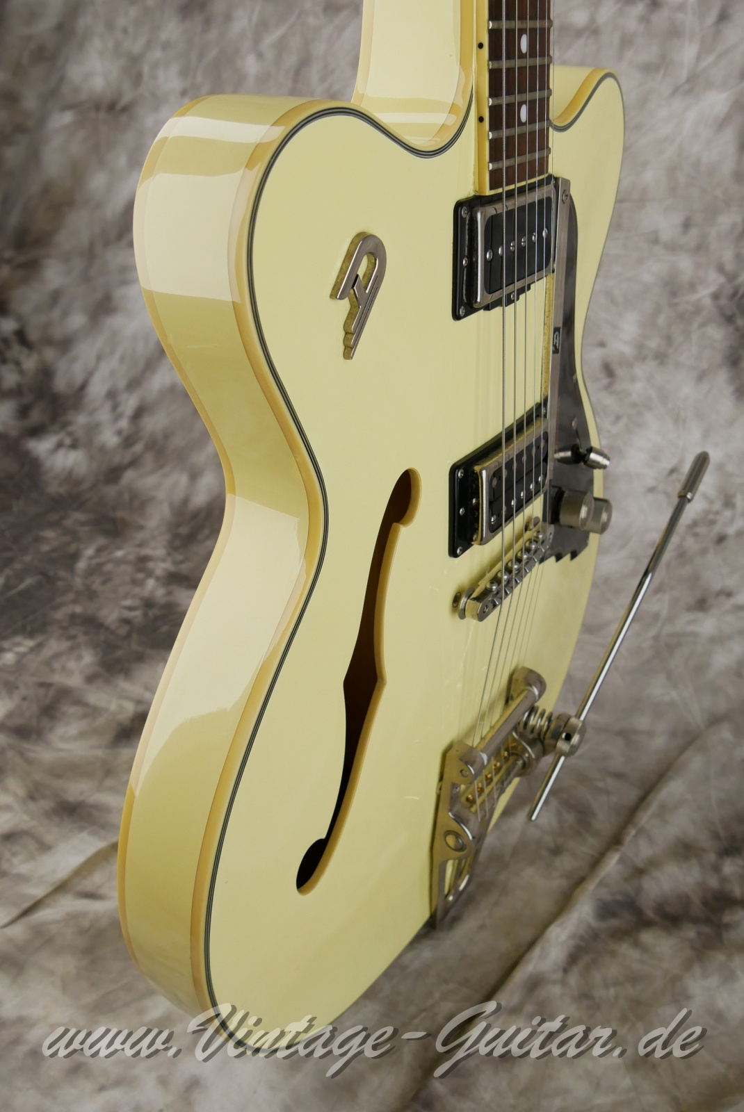 Duesenberg_Fullerton_CC_vintage_white_Germany_2015-009.JPG