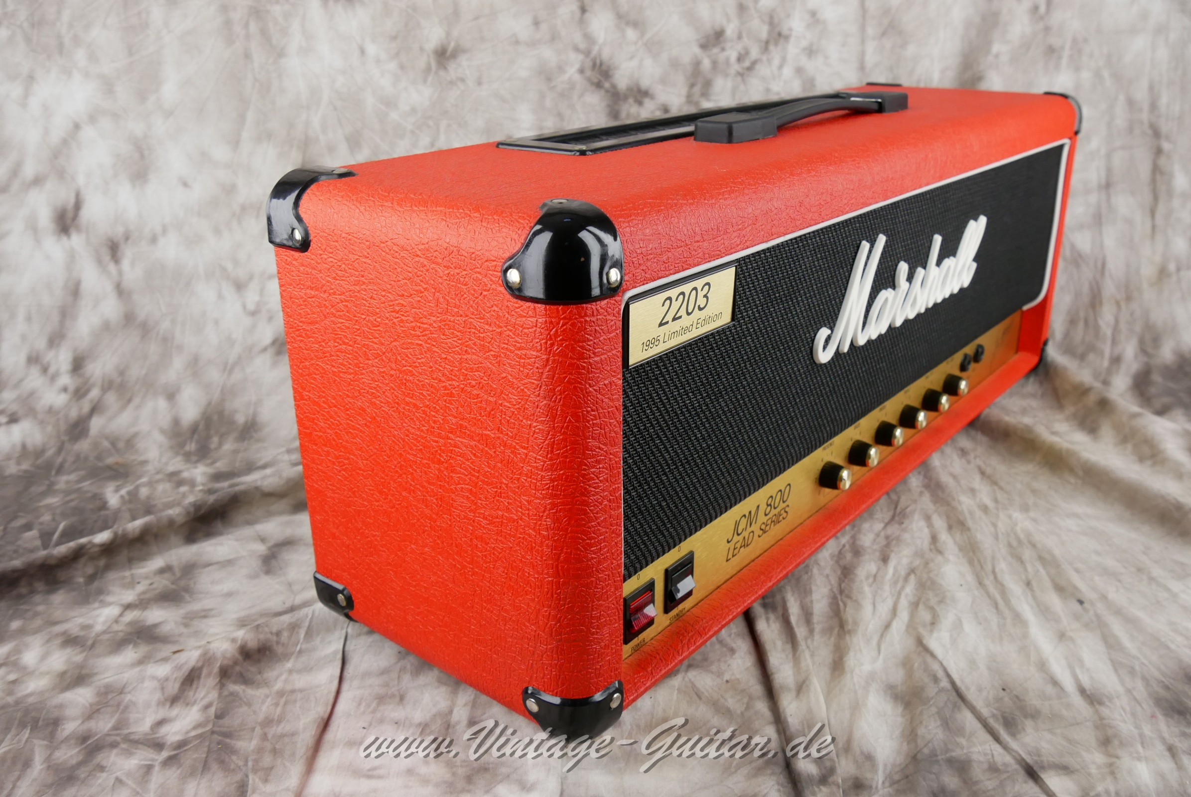 Marshall_JCM_800_2203_MkII_1960A_1960B_fullstack_limited_edition_red_1995-003.JPG