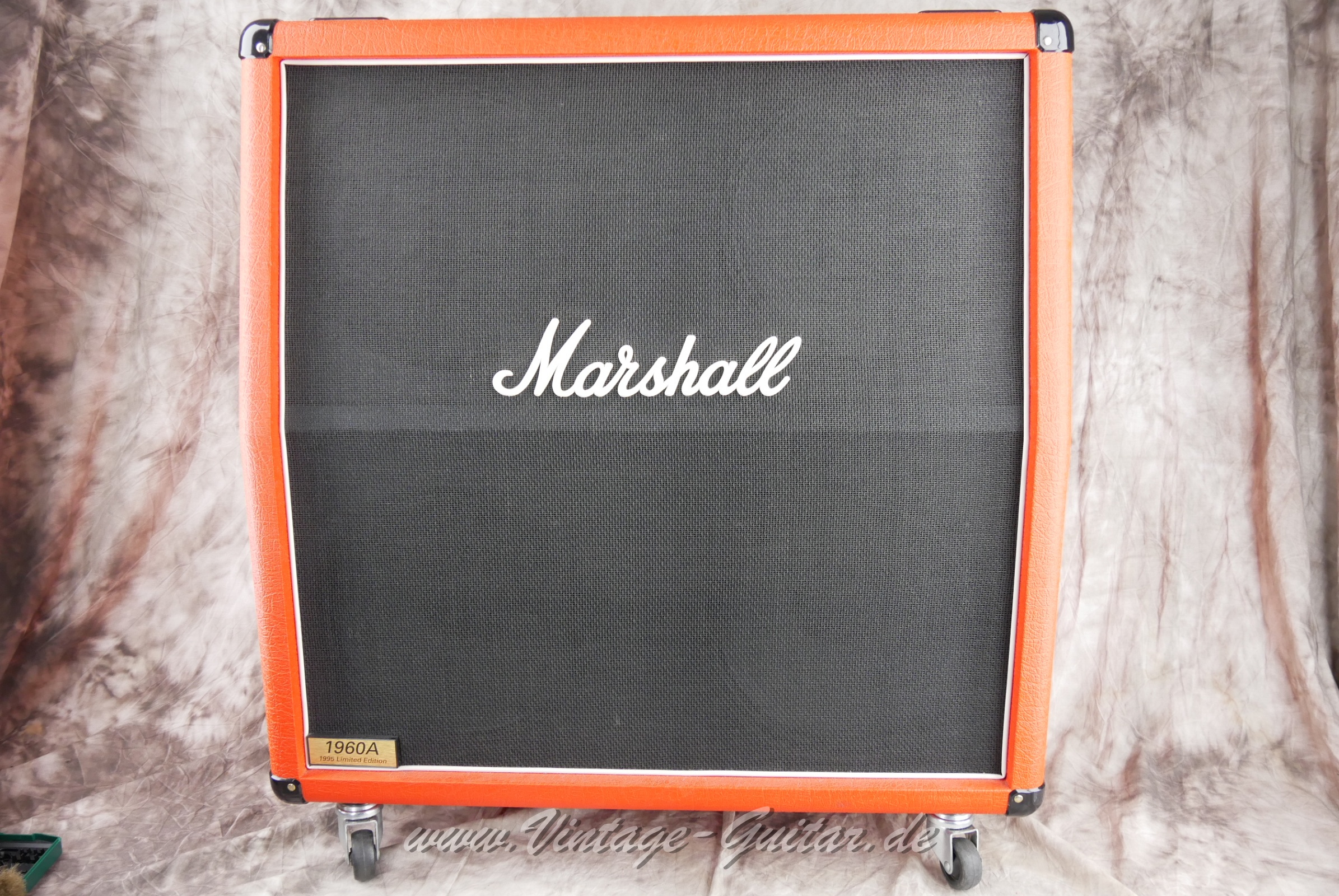 Marshall_JCM_800_2203_MkII_1960A_1960B_fullstack_limited_edition_red_1995-026.JPG