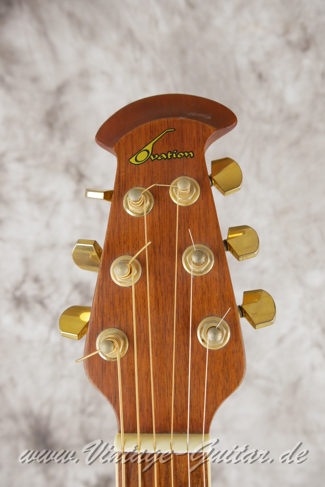 Ovation-CC257-Al-Di-Meola-Sign-1996-black-003.jpg