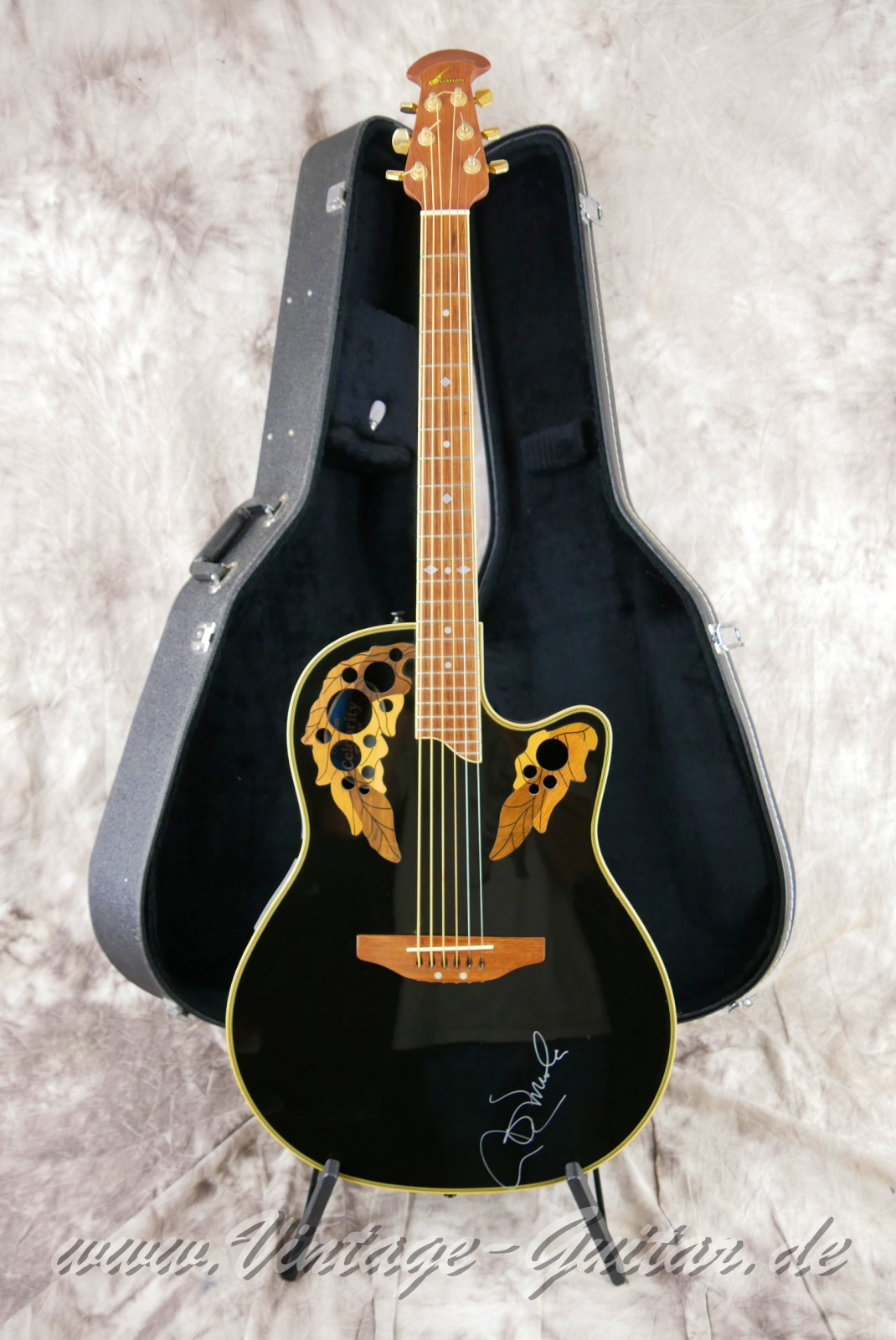 Ovation-CC257-Al-Di-Meola-Sign-1996-black-013.jpg