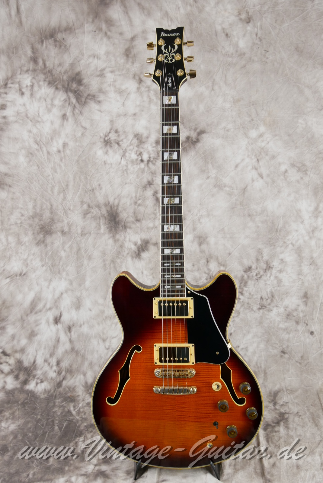 img/vintage/5574/Ibanez_AS_200_Artist_sunburst_Japan_1987001.JPG