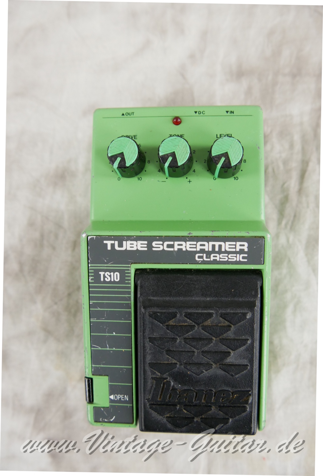 Ibanez_Classic_TS_10_Tubescreamer_1986-001.JPG