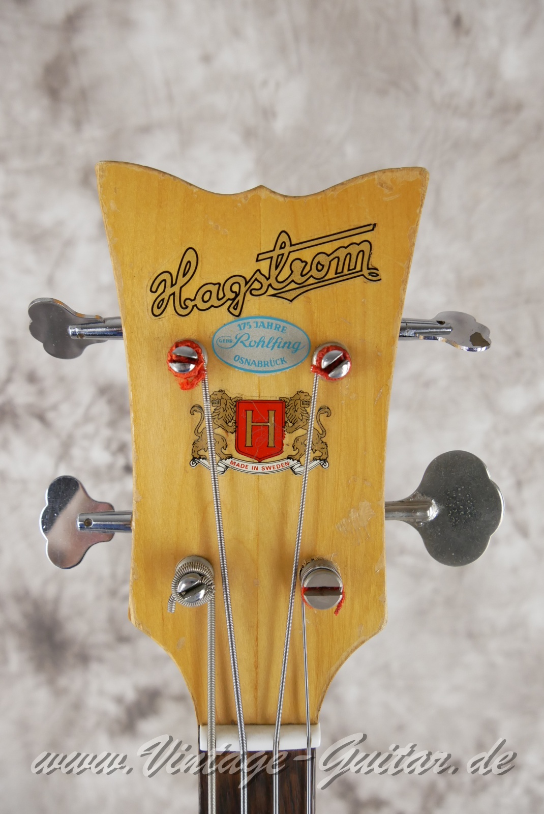 Hagstrom_HIIBN_F400N_sunburst_Sweden_1974-003.JPG