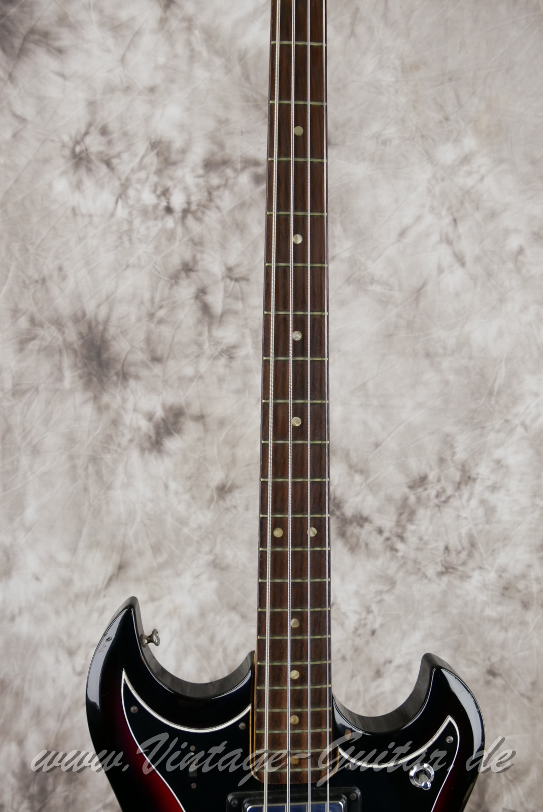 img/vintage/5578/Hagstrom_HIIBN_F400N_sunburst_Sweden_1974-005.JPG