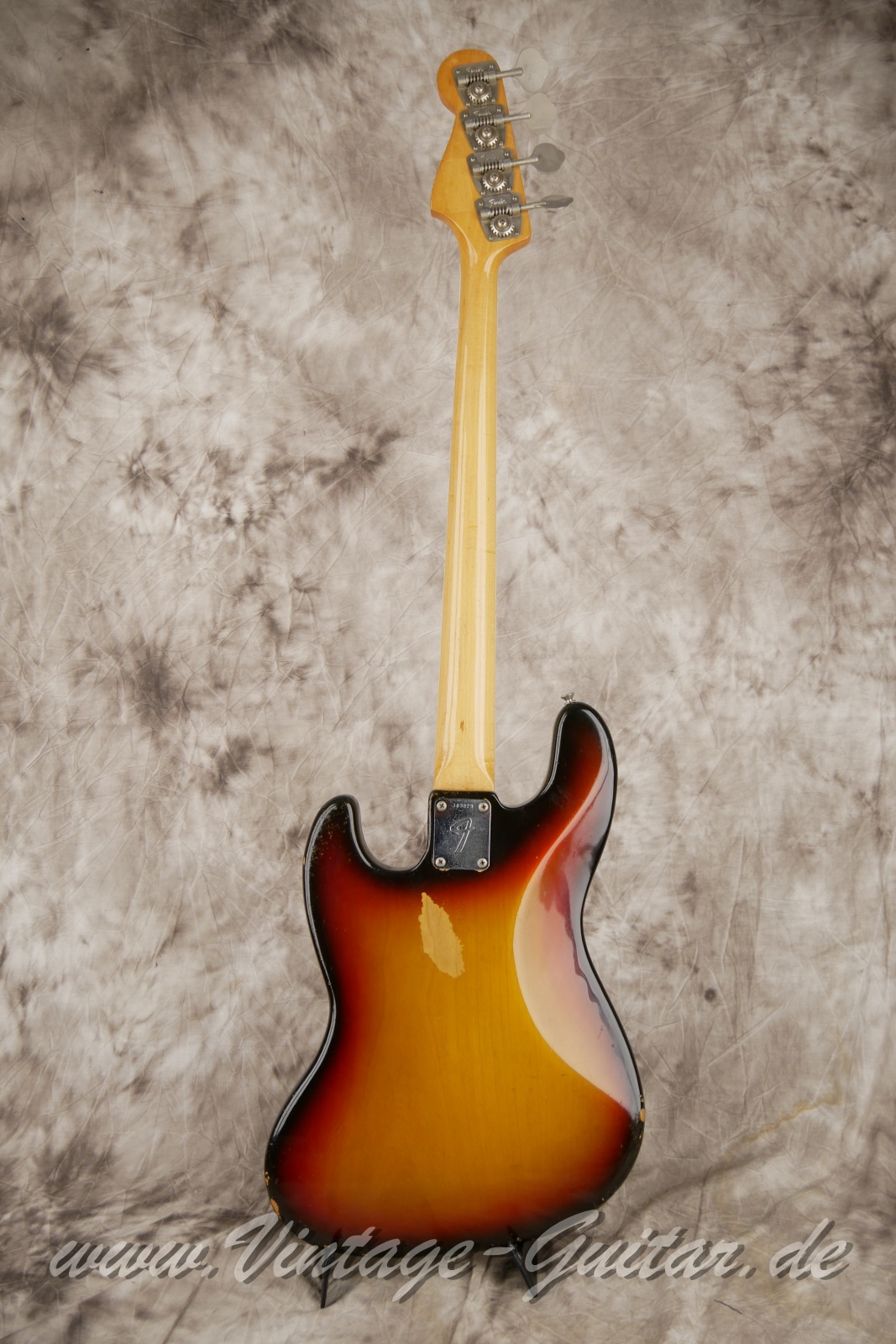img/vintage/5579/Fender-Jazz-Bass-1972-sunburst-003.JPG