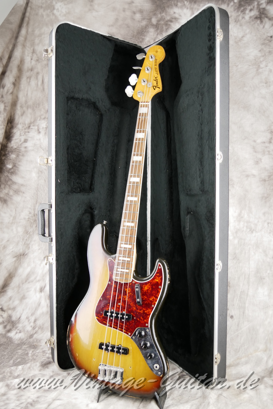 img/vintage/5579/Fender-Jazz-Bass-1972-sunburst-016.JPG