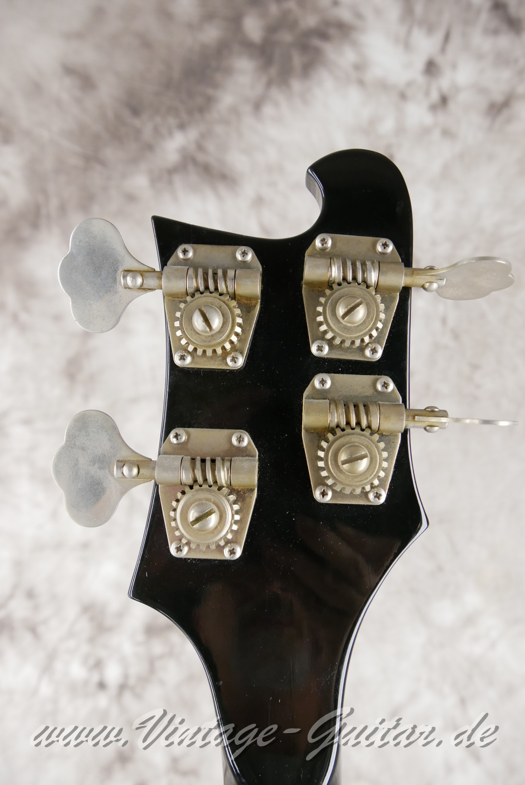 Rickenbacker_4001_stereo_jetglo_USA_1975-004.JPG