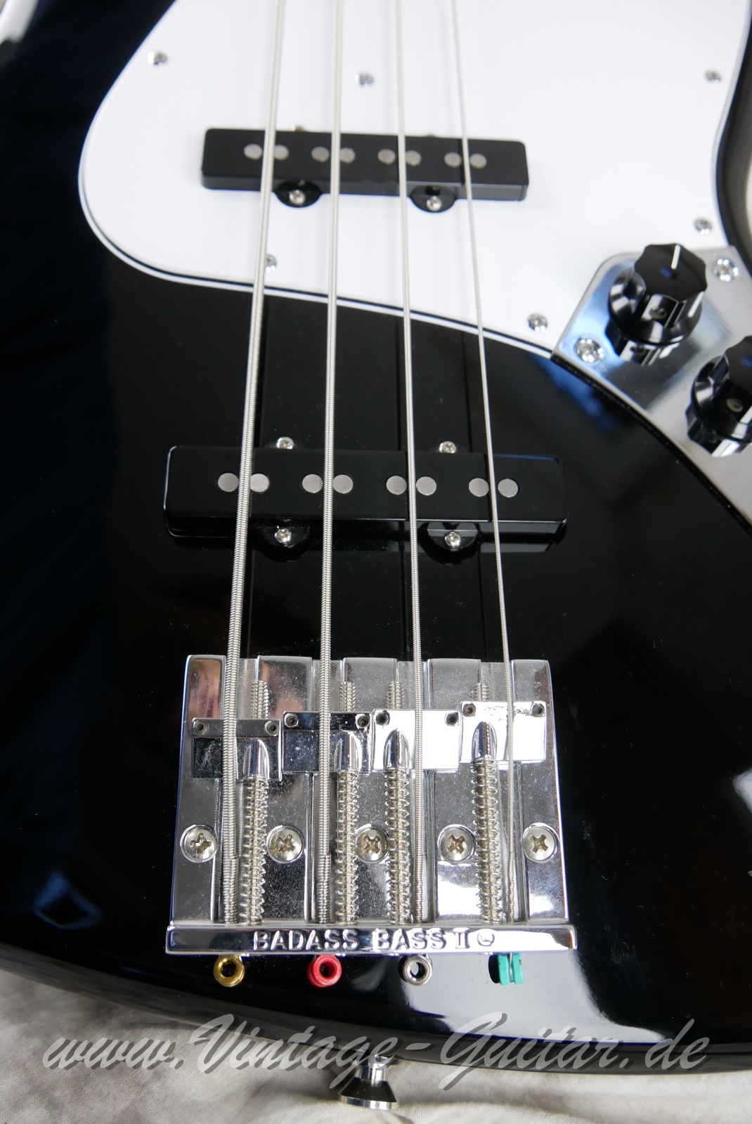 Fender-Jazz-Bass-Geddy-Lee-2007-001--black-013.JPG