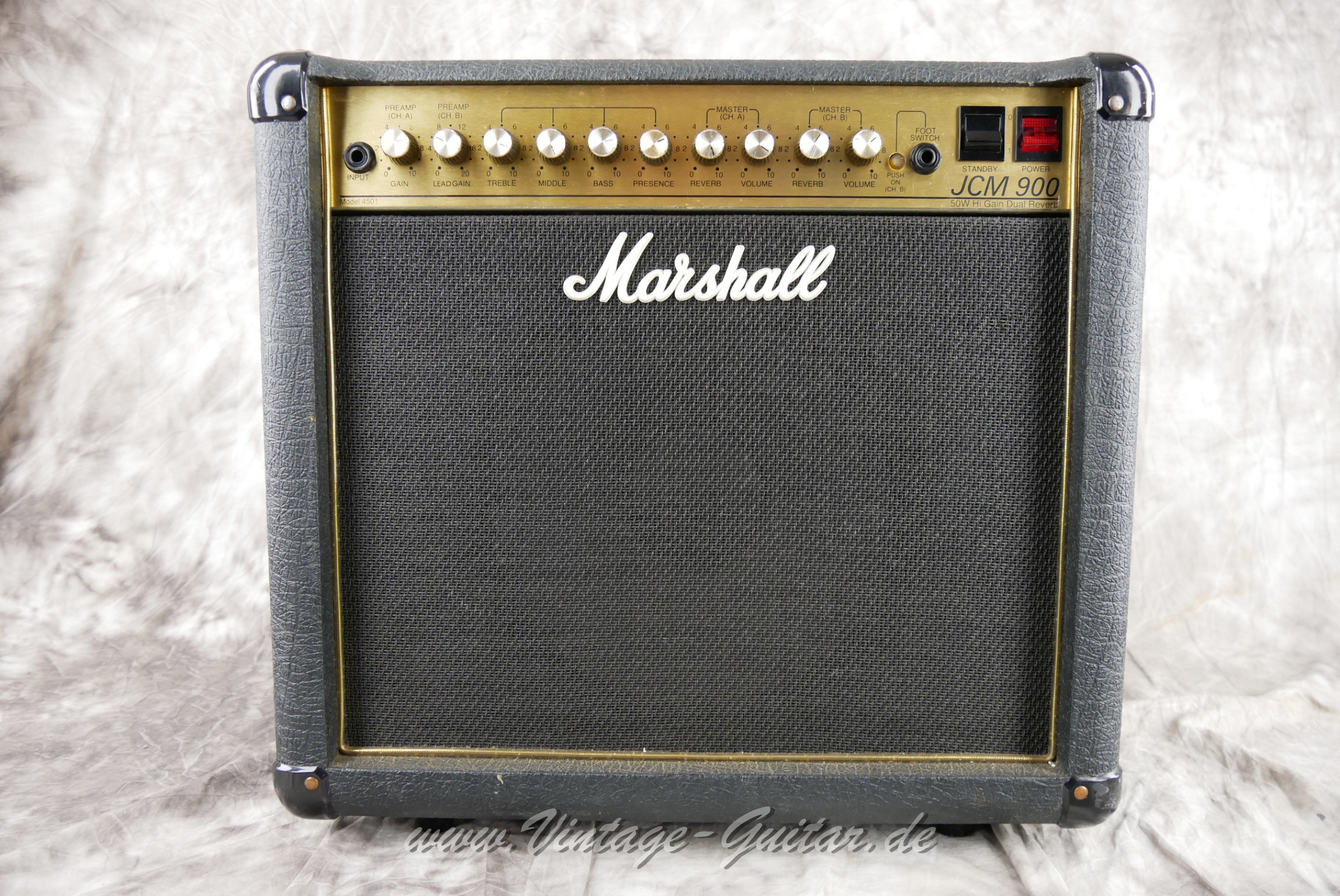 Marshall_JCM_900_4501_1x12_black_1991-001.JPG