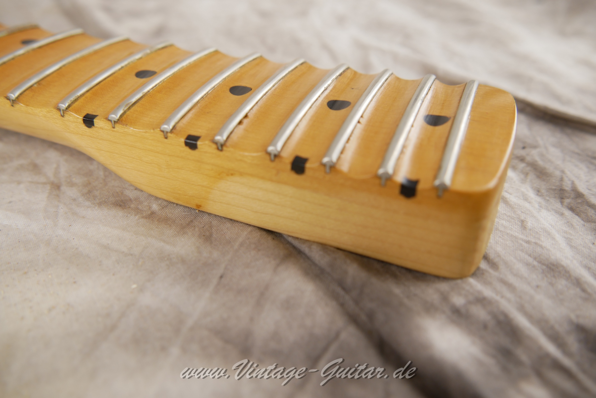 Fender-Stratocaster-Neck-scalloped-1973-001-006.JPG