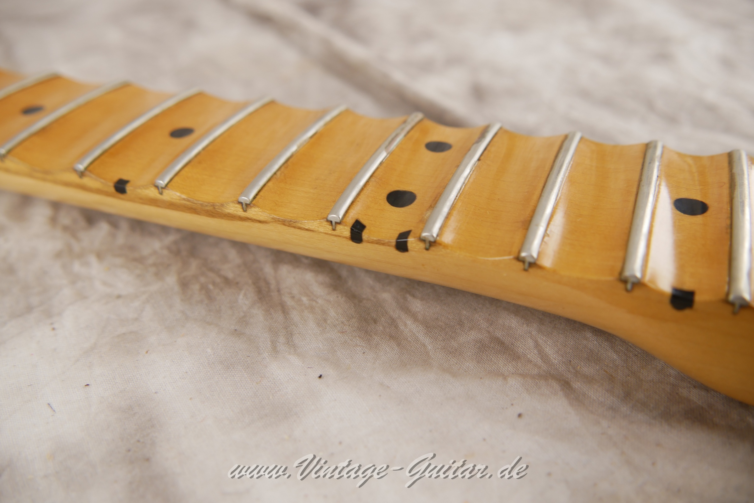 Fender-Stratocaster-Neck-scalloped-1973-001-007.JPG