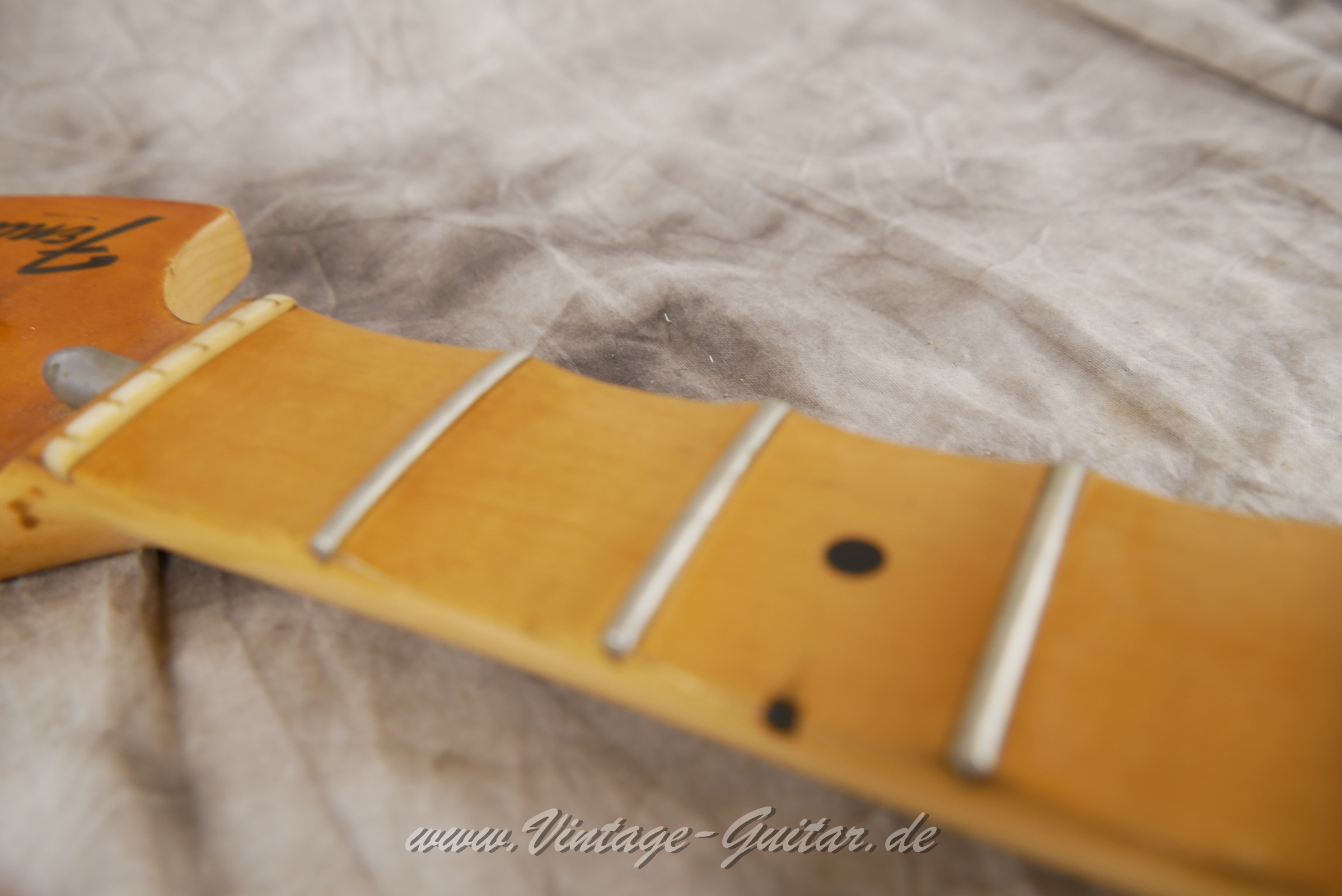 Fender-Stratocaster-Neck-scalloped-1973-001-008.JPG